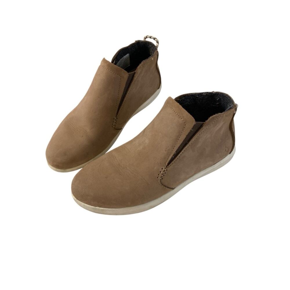 OluKai Women's Hawai'iloa Manu Hope Boots Tan Nubuck 7.5